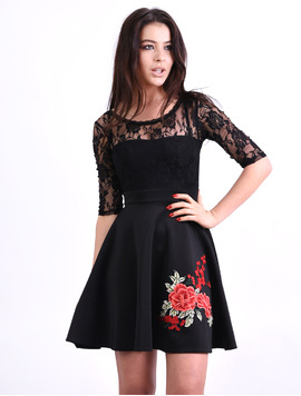 Rochie In Clos Cu Dantela Si Broderie Trip Neagra